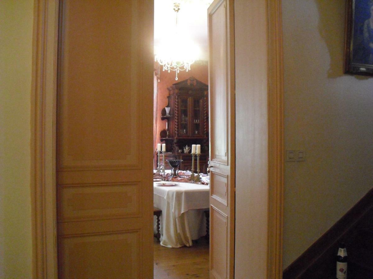 Chateau Le Parc De Mirambeau Mirambeau  Exterior photo