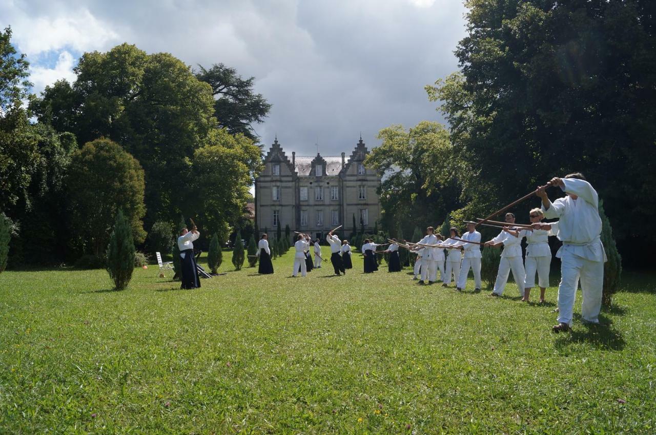 Chateau Le Parc De Mirambeau Mirambeau  Exterior photo